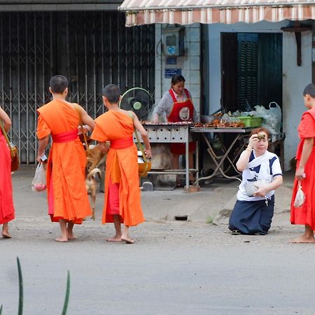 Non Pakse Hostel Exterior photo