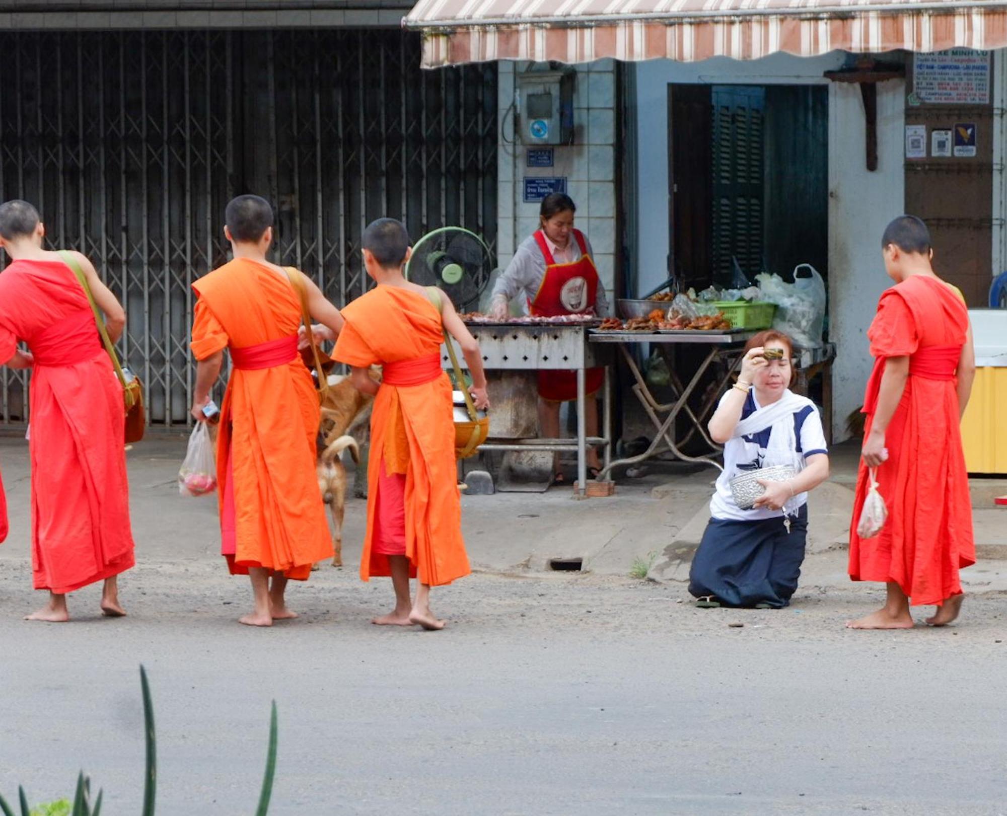 Non Pakse Hostel Exterior photo