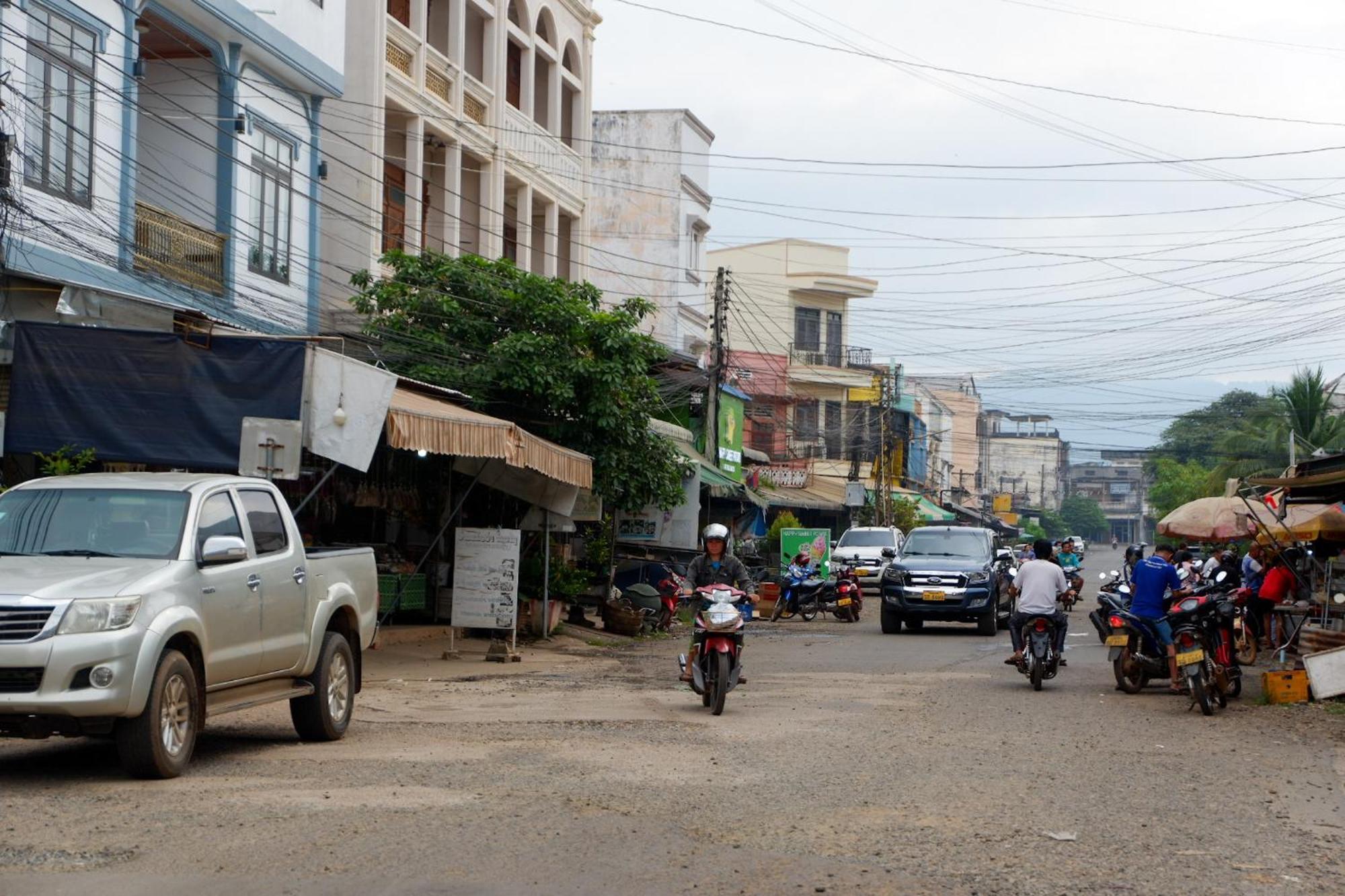 Non Pakse Hostel Exterior photo