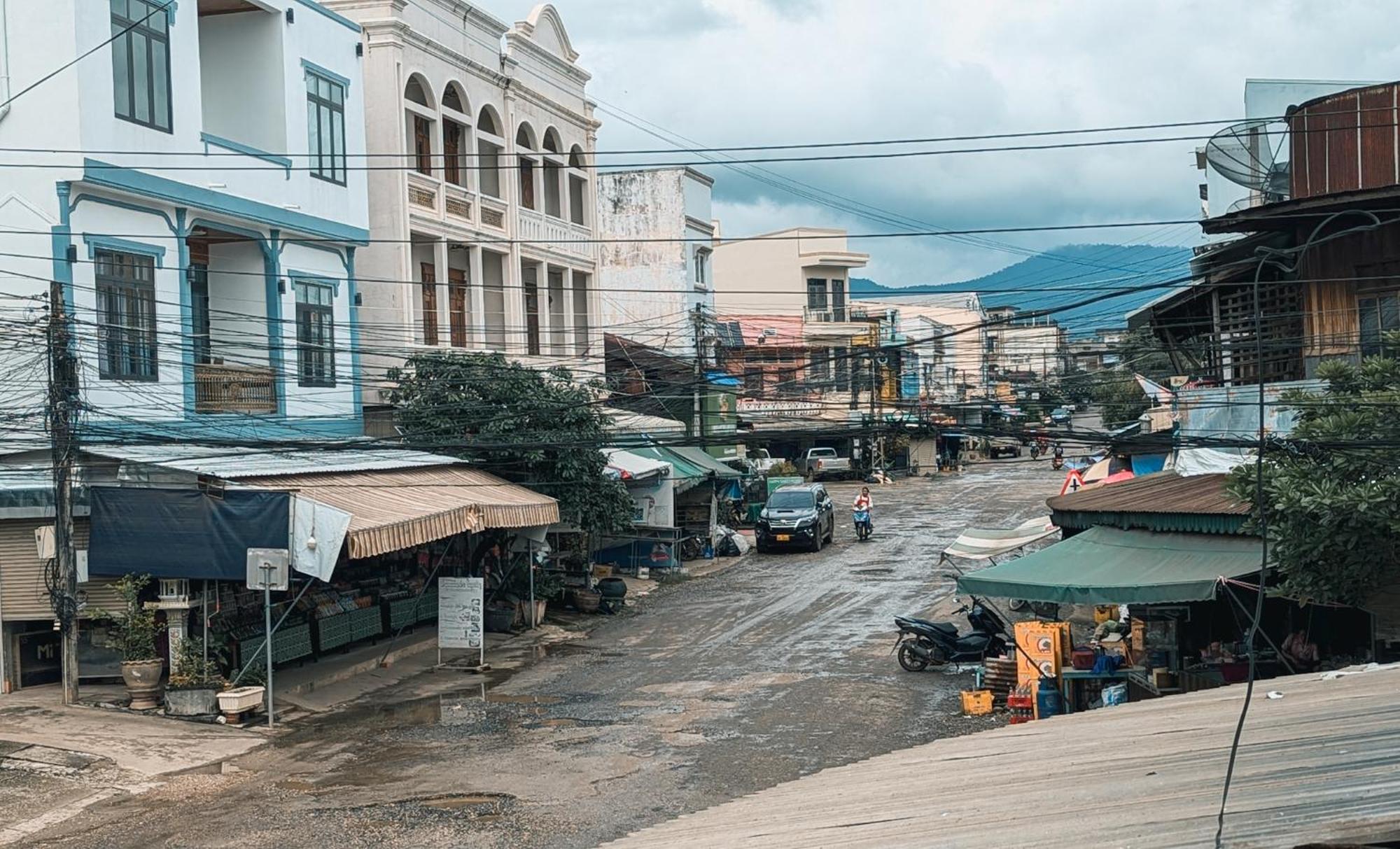 Non Pakse Hostel Exterior photo